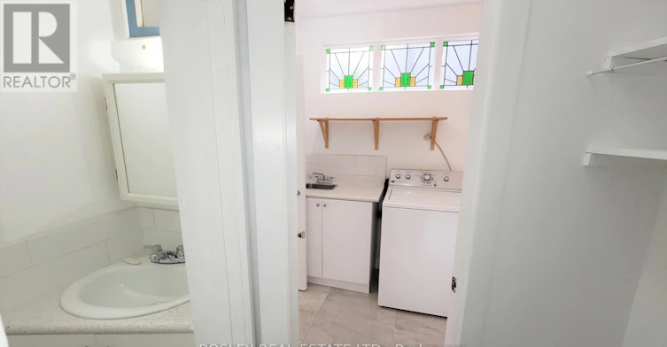 MAIN-31 Sword Street, Toronto, ON, M5A 3N3 - 21