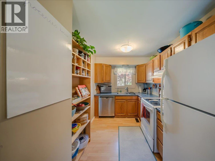 3358 Laurel Crescent, Trail, BC, V1T 4M5 - 8