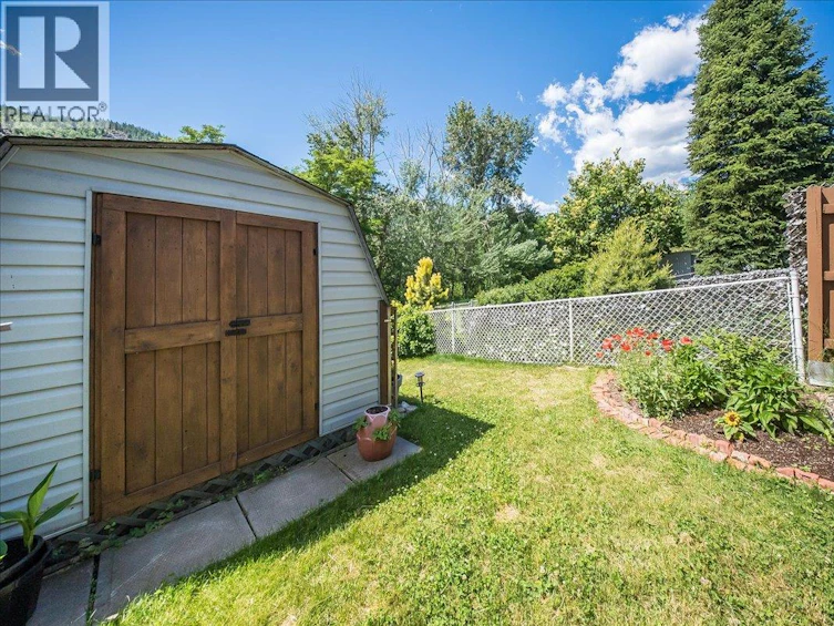 3358 Laurel Crescent, Trail, BC, V1T 4M5 - 30