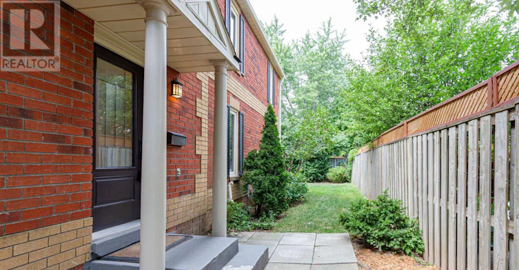 6-2006 Glenada Crescent, Oakville, ON, L6H 5R9 - 3