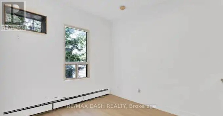 101-7 Thorburn Avenue, Toronto, ON, M6K 1C4 - 11