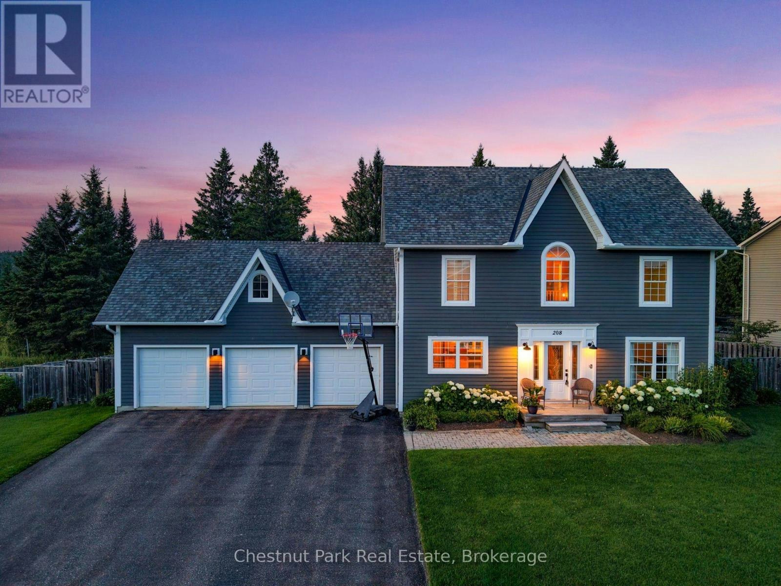 208 Covered Bridge Trail, Bracebridge, ON, P1L 1Y3