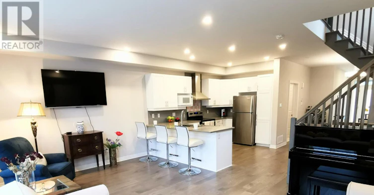 321 Lysander Place, Ottawa, ON, K1K 3X8 - 10