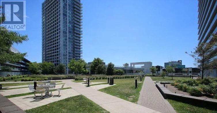 910-275 Yorkland Road, Toronto, ON, M2J 0B4