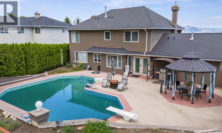 3016 Lakeview Cove Road