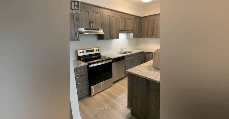 67-261 Woodbine Avenue, Kitchener, ON, N2R 0S7 - 3