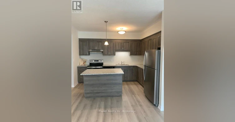 67-261 Woodbine Avenue, Kitchener, ON, N2R 0S7