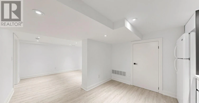 BASEMENT-103 Ruggles Avenue, Richmond Hill, ON, L4C 1Y1 - 9