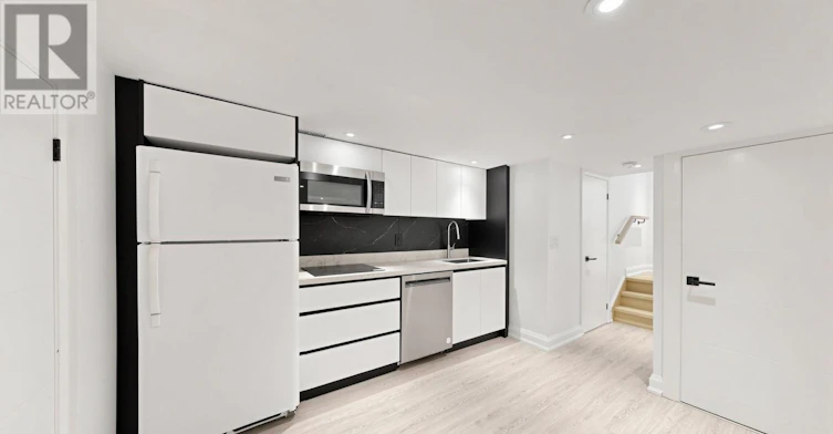 BASEMENT-103 Ruggles Avenue, Richmond Hill, ON, L4C 1Y1 - 3