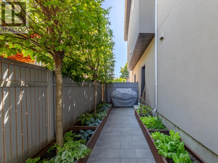 102-589 Churchill Avenue, Penticton, BC, V2A 1E2 - 39