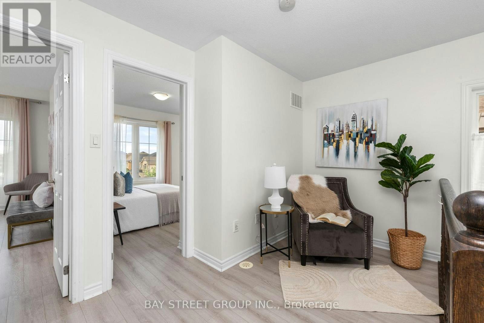 2564 Grand Oak Trail, Oakville, ON, L6M 0S4