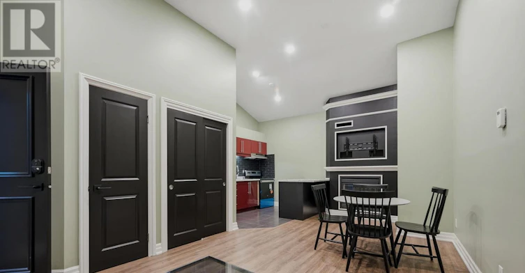 2-10 Queen Street, Niagara-on-the-Lake, ON, L0S 1J0 - 8