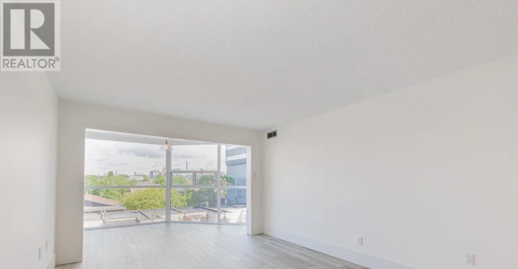611-725 King Street W, Toronto, ON, M5V 2W9 - 5