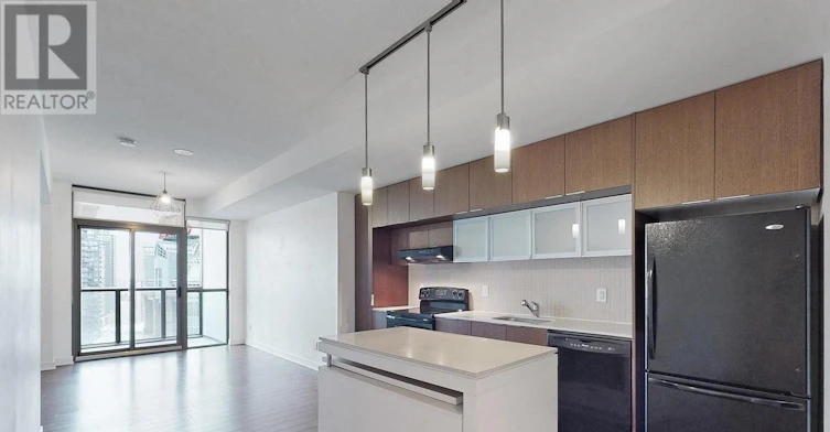 2410-110 Charles Street E, Toronto, ON, M4Y 2W7 - 10
