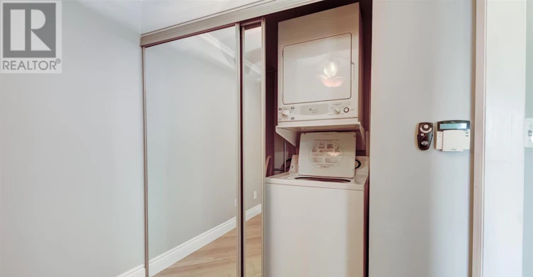 513-1733 Queen Street E, Toronto, ON, M4L 6S9 - 11