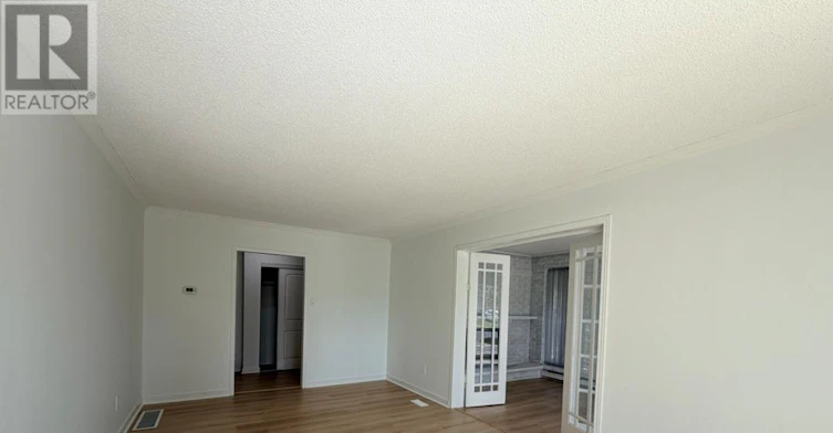 MAIN-64 Lexington Ave Avenue, Toronto, ON, M9V 2G8
