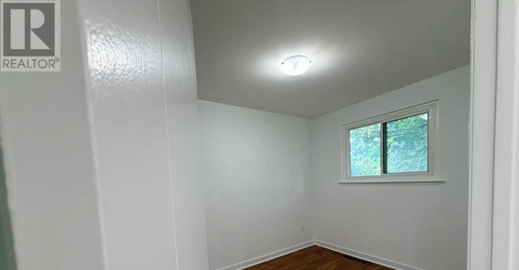 MAIN-64 Lexington Ave Avenue, Toronto, ON, M9V 2G8 - 24