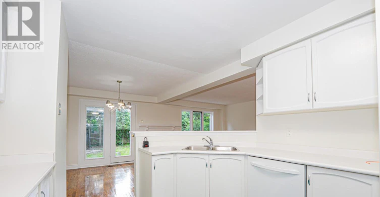 2878 Rainwater Drive, Mississauga, ON, L5N 6K9 - 10