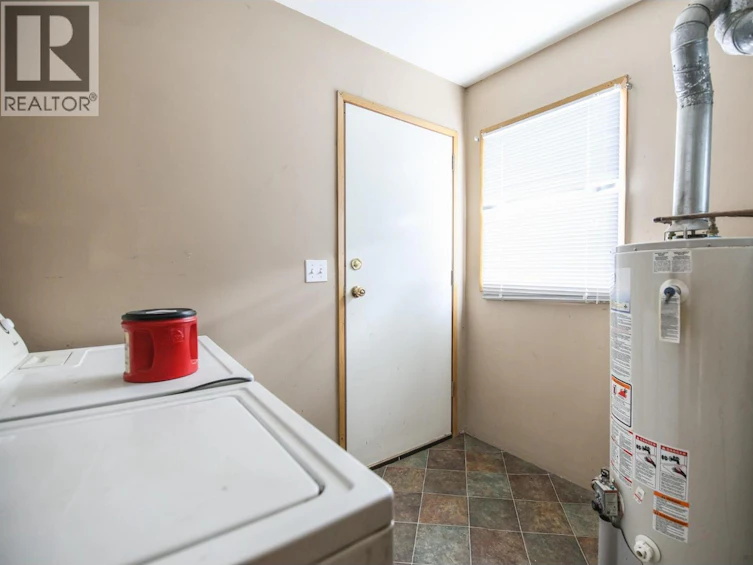 466 S Gold Avenue, Greenwood, BC, V0H 1J0 - 38