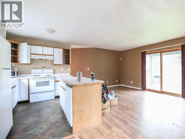 466 S Gold Avenue, Greenwood, BC, V0H 1J0 - 32