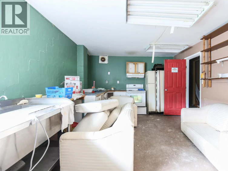 466 S Gold Avenue, Greenwood, BC, V0H 1J0 - 13