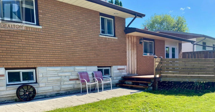 11 Somerset Street, Quinte West, ON, K8V 5T7 - 23