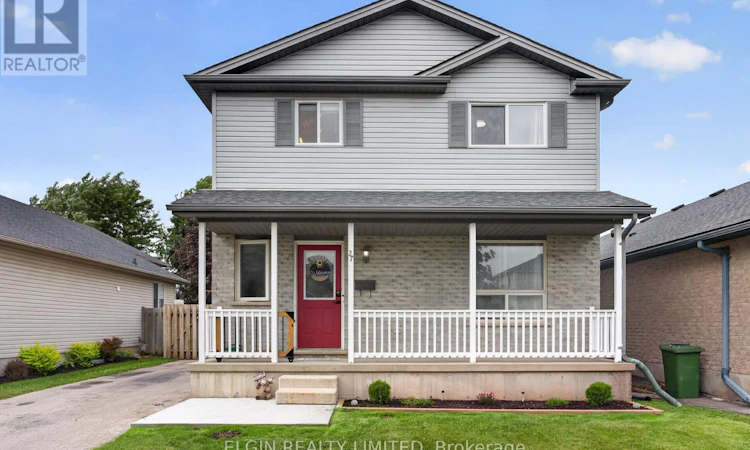 27 Cook Crescent