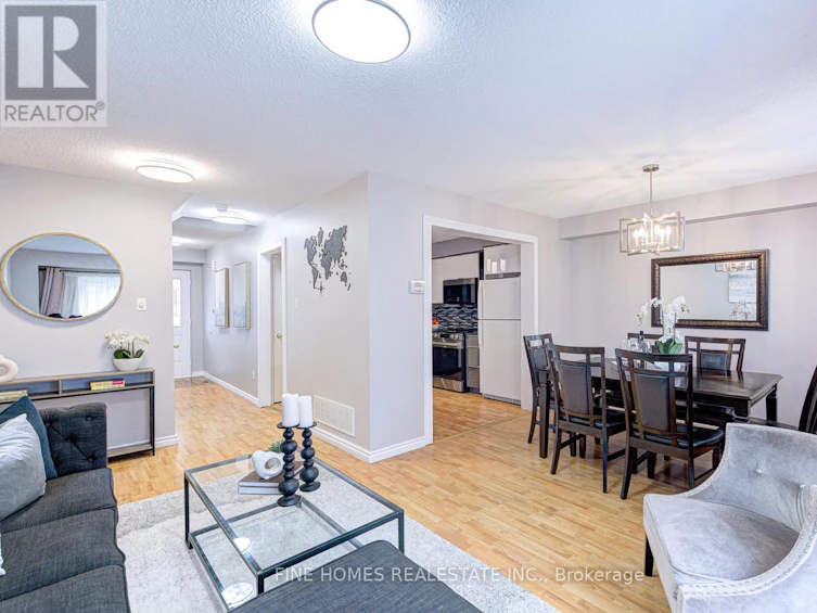 302 Maciver Boulevard, Newmarket, ON, L3X 1Y4 - 5