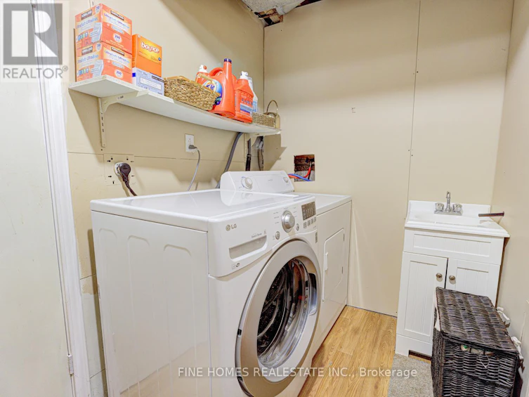 302 Maciver Boulevard, Newmarket, ON, L3X 1Y4 - 22