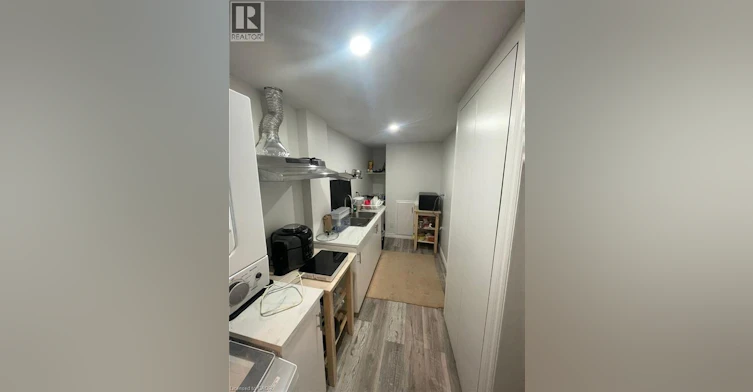 Lower-10 Guernsey Drive, Kitchener, ON, N2R 0T7 - 13