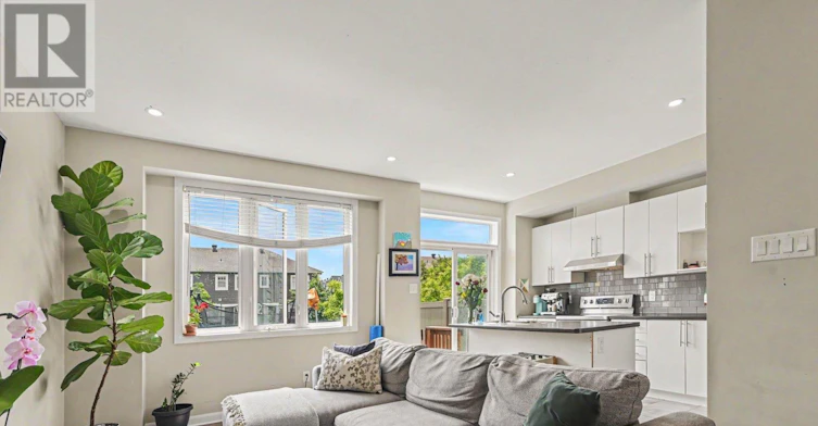 92 Gardenpost Terrace, Ottawa, ON, K4A 5H2 - 6