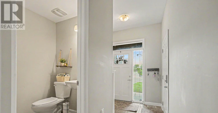 92 Gardenpost Terrace, Ottawa, ON, K4A 5H2 - 3