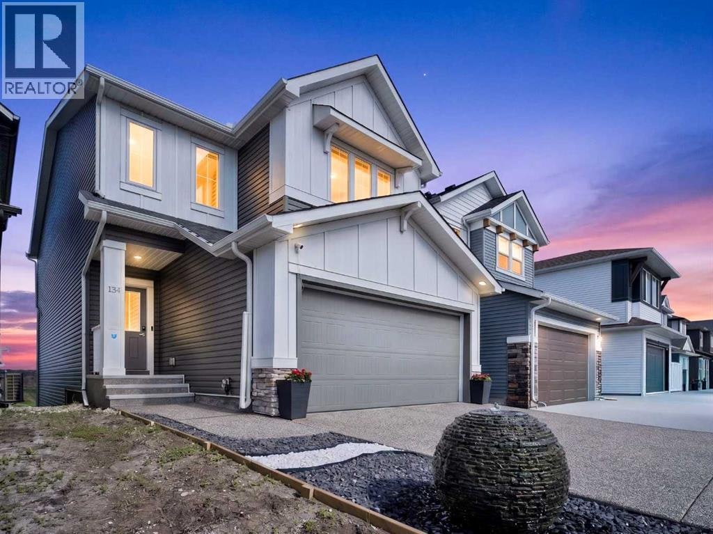 134 Hotchkiss Manor SE, Calgary, AB, T3S 0J5