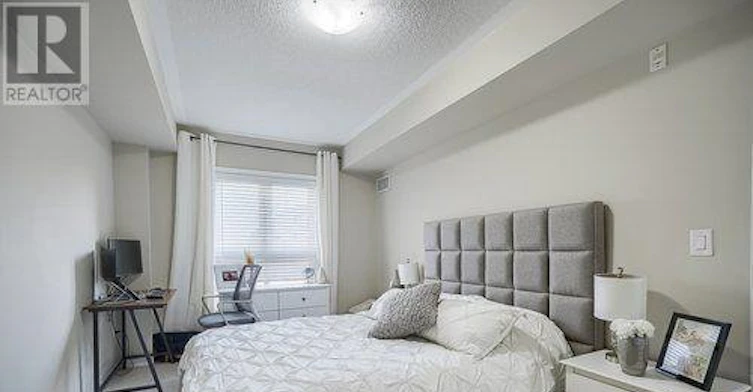 106-1045 Nadalin Heights, Milton, ON, L9T 8R5 - 23