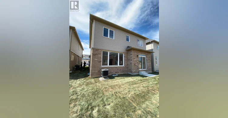 3 Munro Circle, Brantford, ON, N3T 0R1 - 2