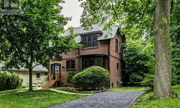 190 Victoria Street