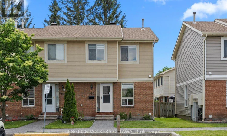 54-956 Cookshire Crescent