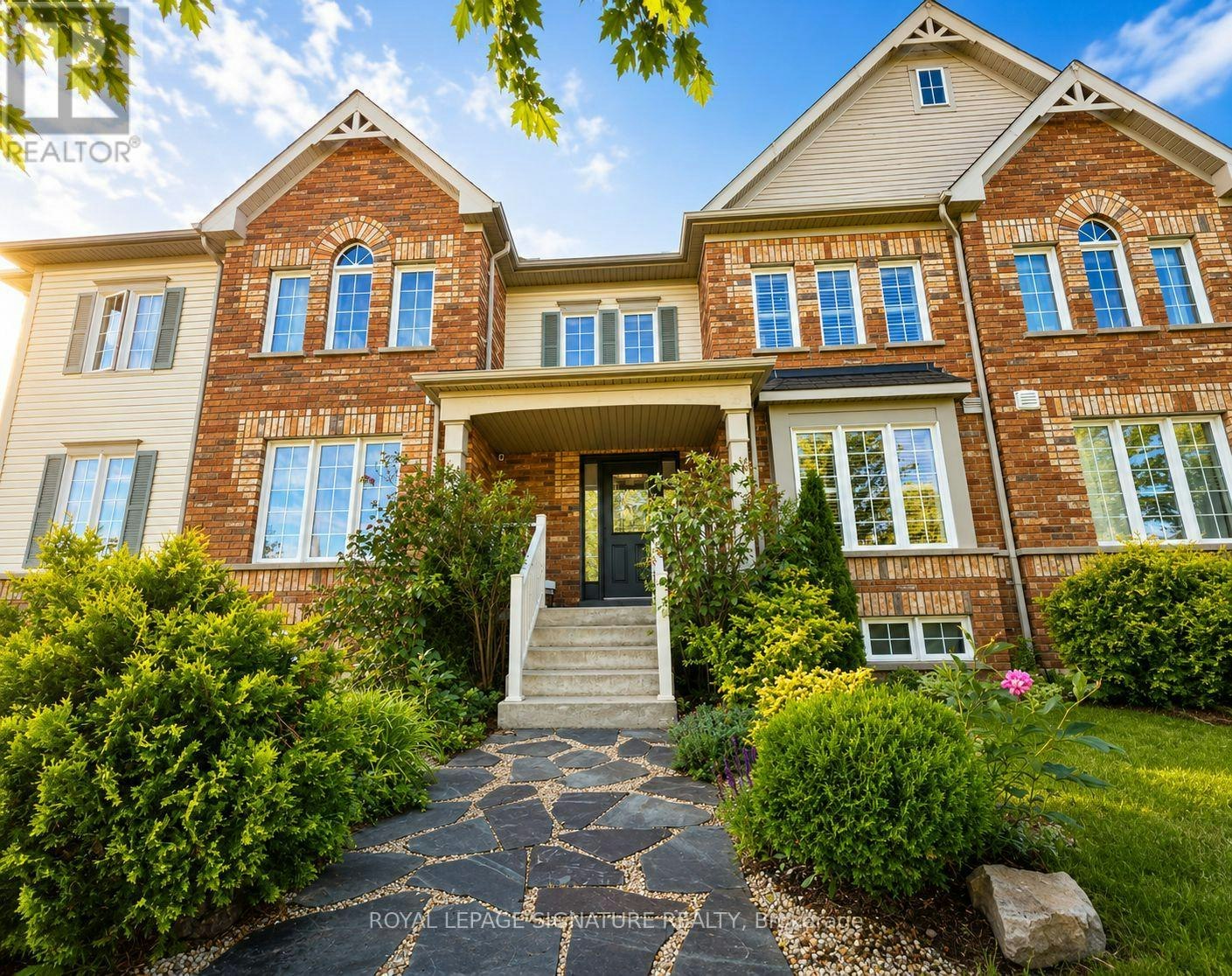 12 Blytheway Gate, Ajax, ON, L1T 0J5