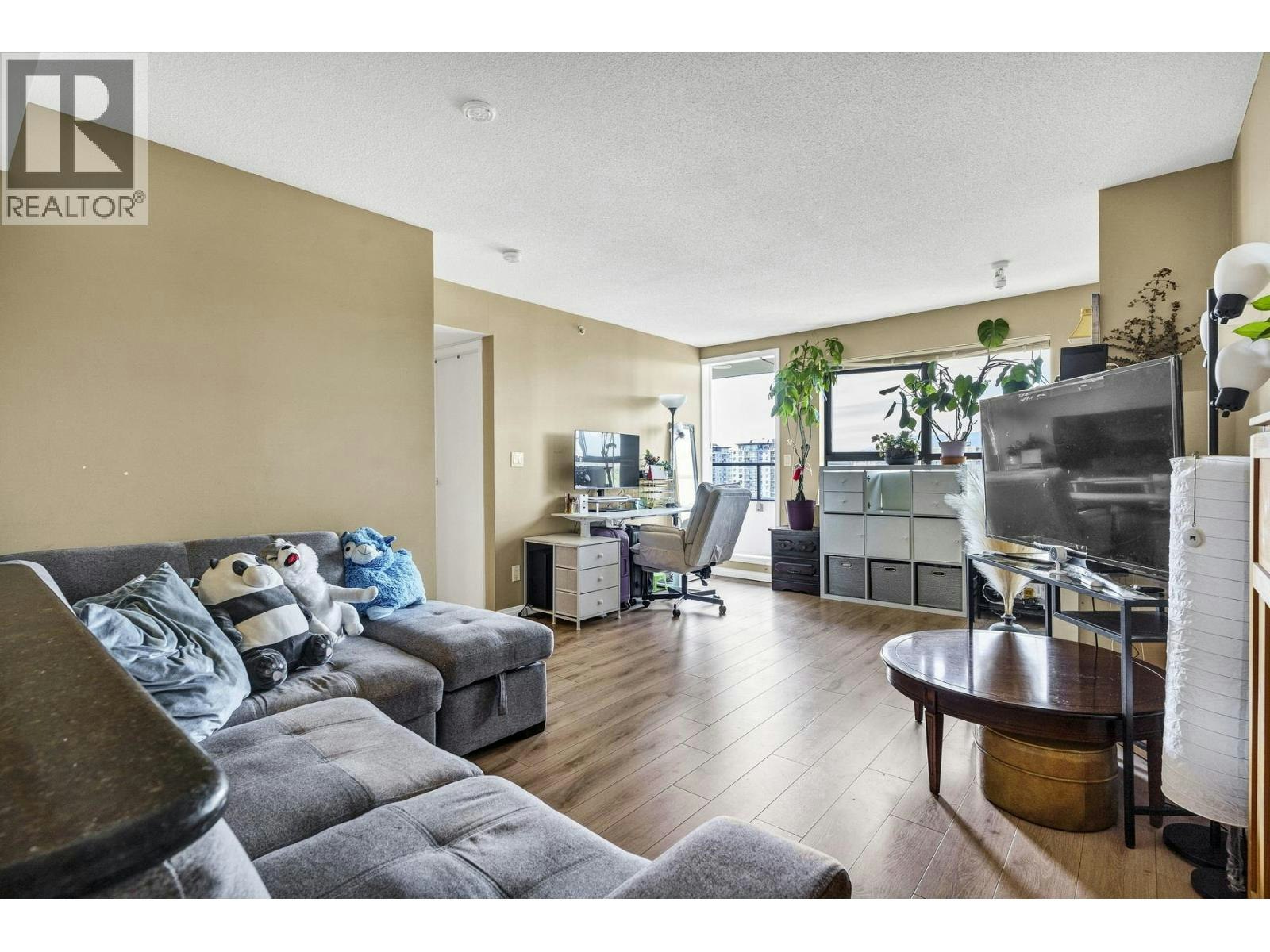 1303-6611 Cooney Road, Richmond, BC, V6Y 4C5