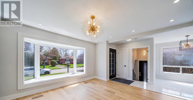203 Toynbee Trail, Toronto, ON, M1E 1G8 - 13