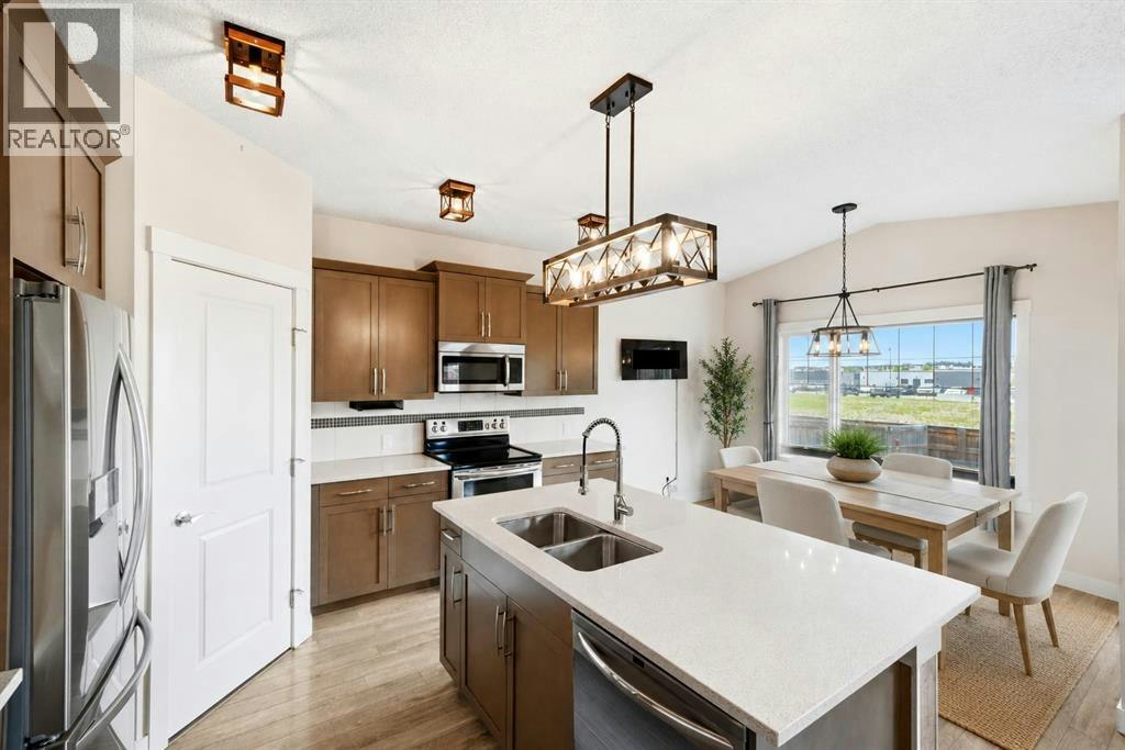 46 Fireside Place, Cochrane, AB, T4C 0R2
