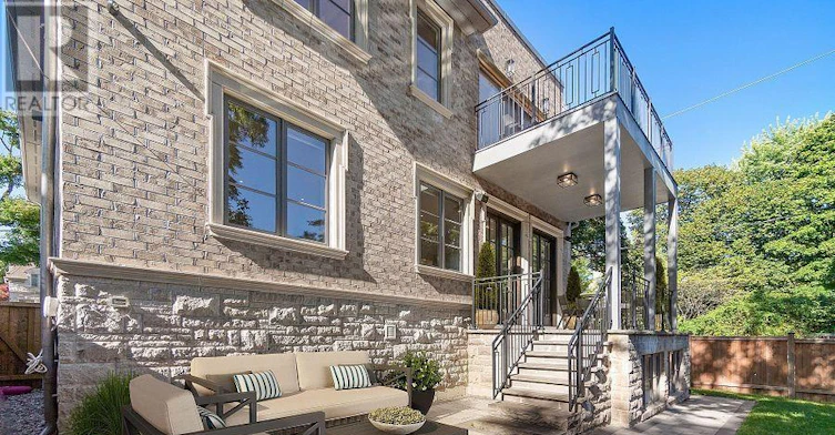 8 Vesta Drive, Toronto, ON, M5P 2Z5 - 37