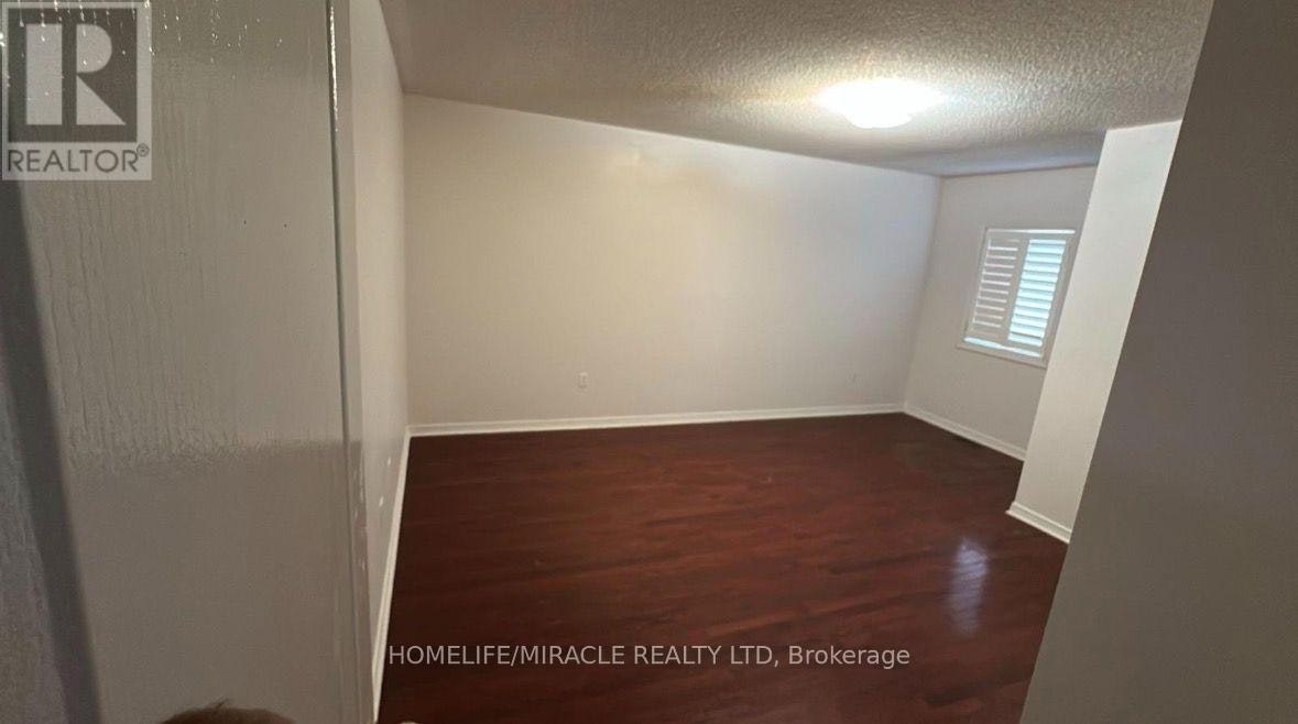 802 Genovese Place, Mississauga, ON, L5V 3A7 - 9