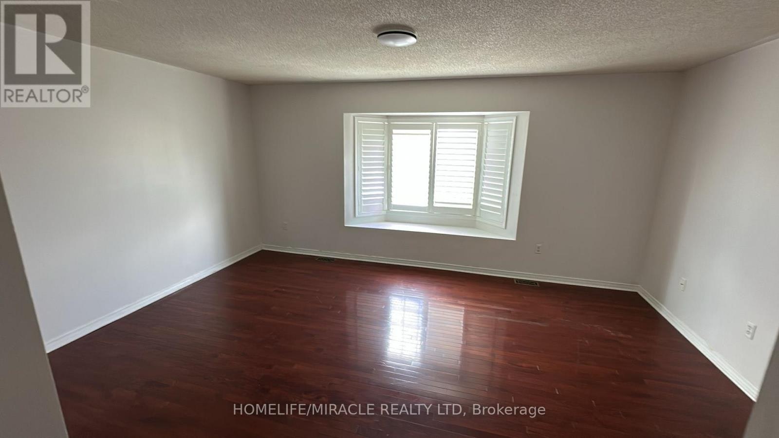 802 Genovese Place, Mississauga, ON, L5V 3A7 - 6
