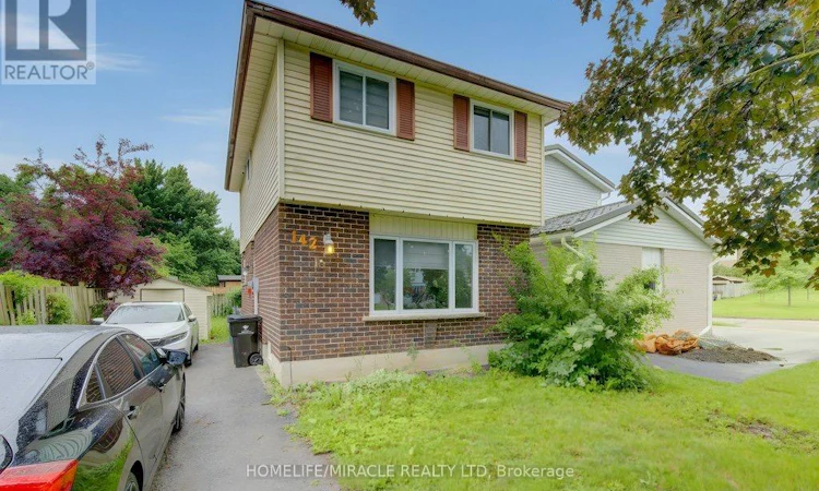 142 Cornerbrook Crescent