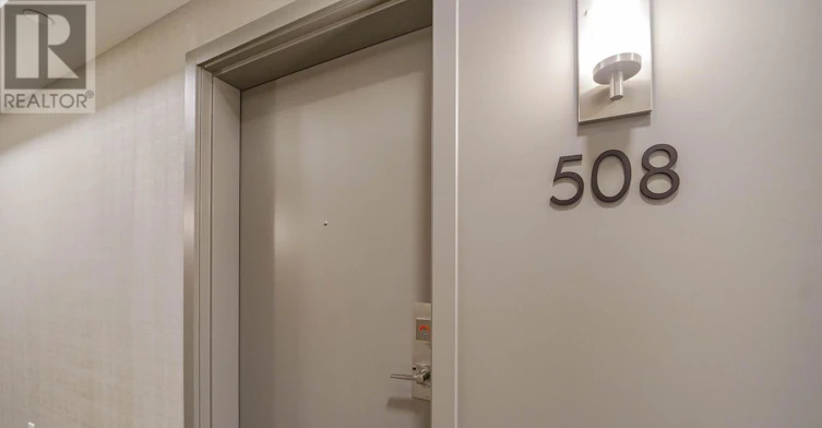 508-165 Canon Jackson Drive, Toronto, ON, M6M 0C4 - 3
