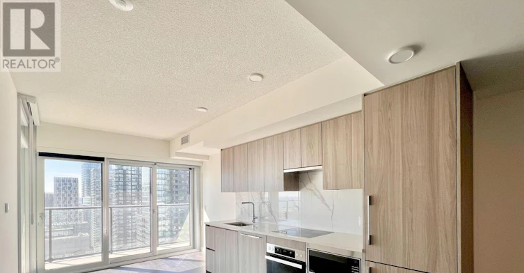 3212-3 Concord Cityplace Way, Toronto, ON, M5V 0X4 - 3