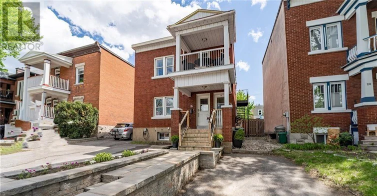 24 Desjardins Avenue, Ottawa, ON, K1N 5N9