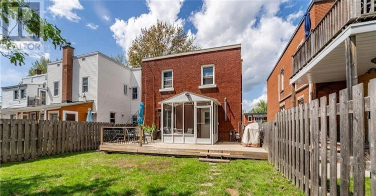 24 Desjardins Avenue, Ottawa, ON, K1N 5N9 - 16