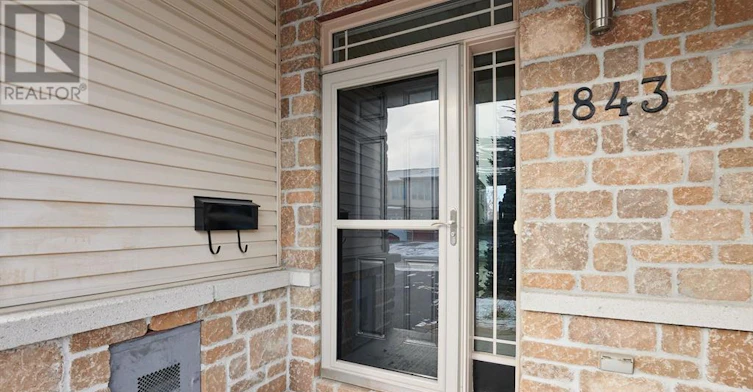 1843 Arrowgrass Way, Ottawa, ON, K4A 0H9 - 3